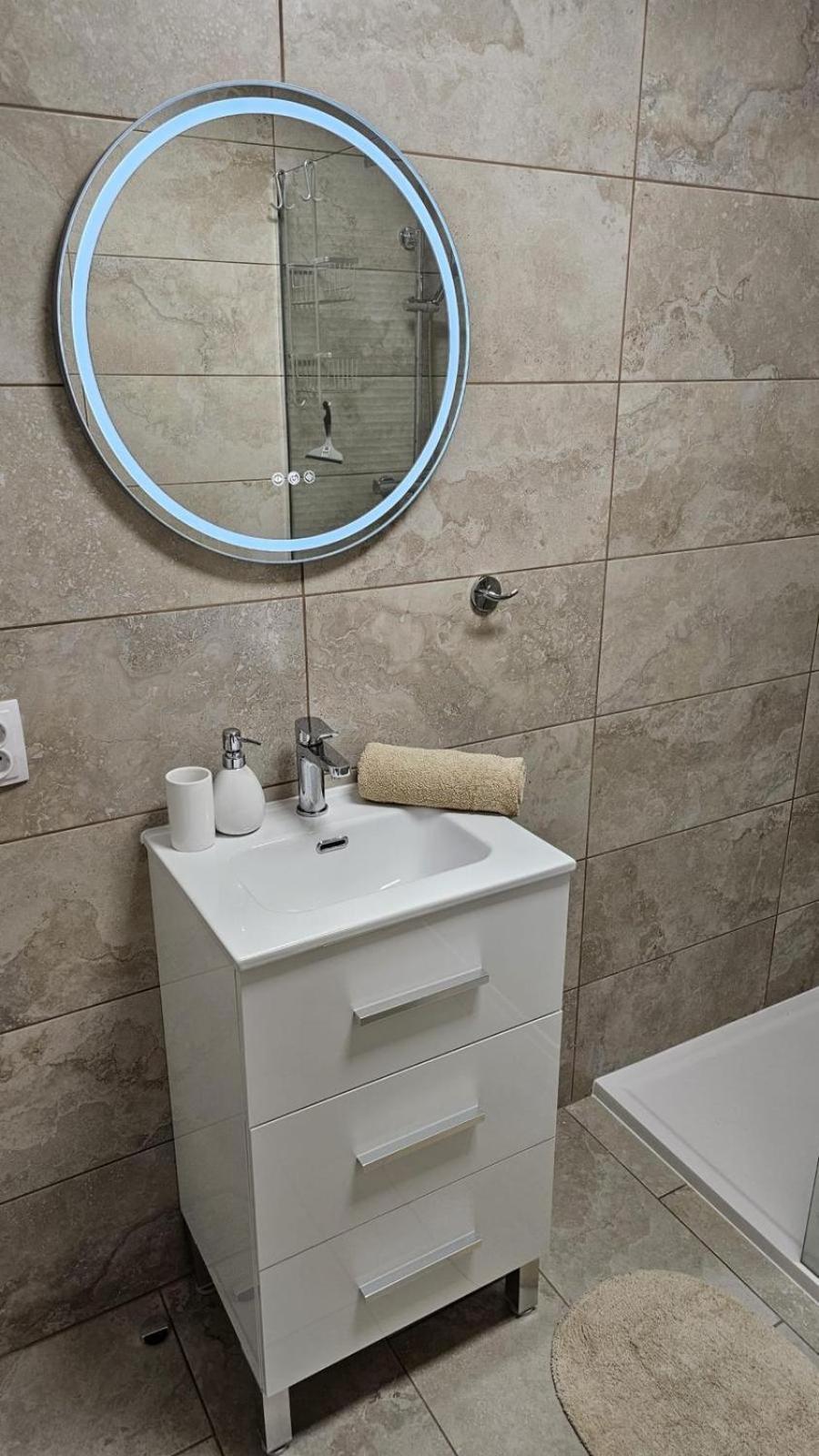 Blue Horizon Apartment